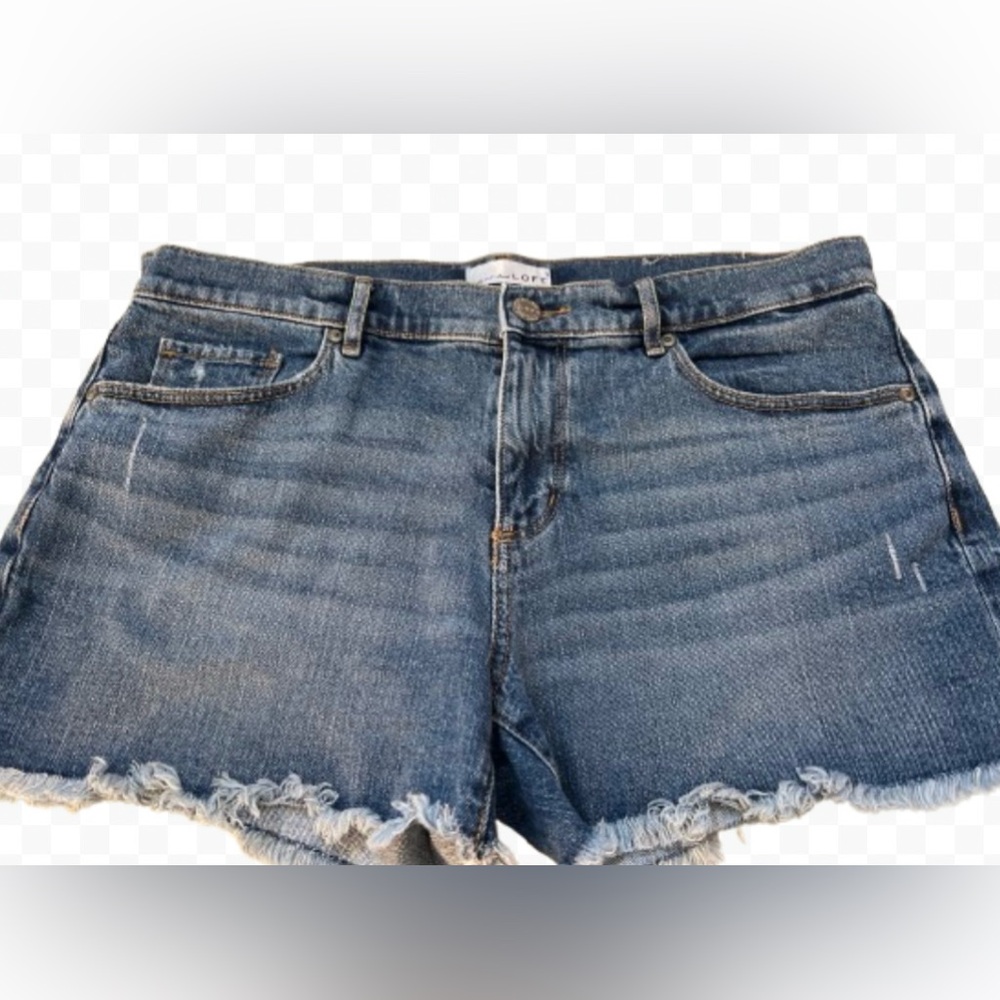 Loft Made & Loved Medium Wash Raw Hem Distressed Denim Jean Shorts Size 29/8 EUC